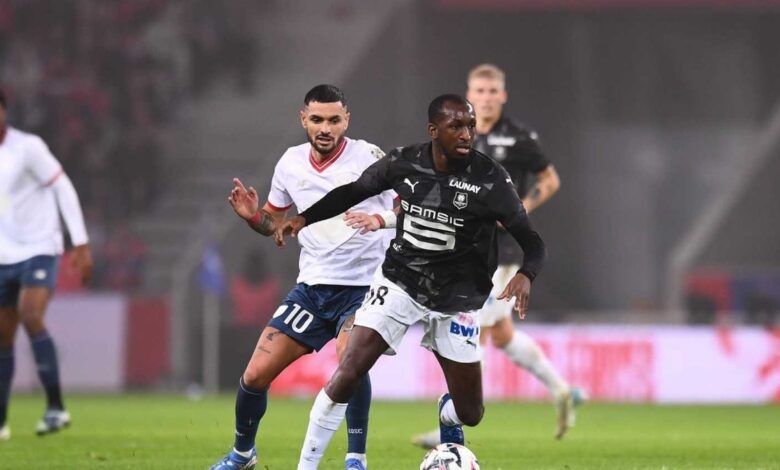 Dinamo yolda 11 Dinamo yolda- Futbol