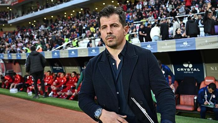 Emre Belözoğlu'ndan Fenerbahçe ve Arda Güler için çarpıcı sözler! 'Şampiyon yapacağım' 29 Emre Belözoğlu'ndan Fenerbahçe ve Arda Güler için çarpıcı sözler! 'Şampiyon yapacağım'- Futbol