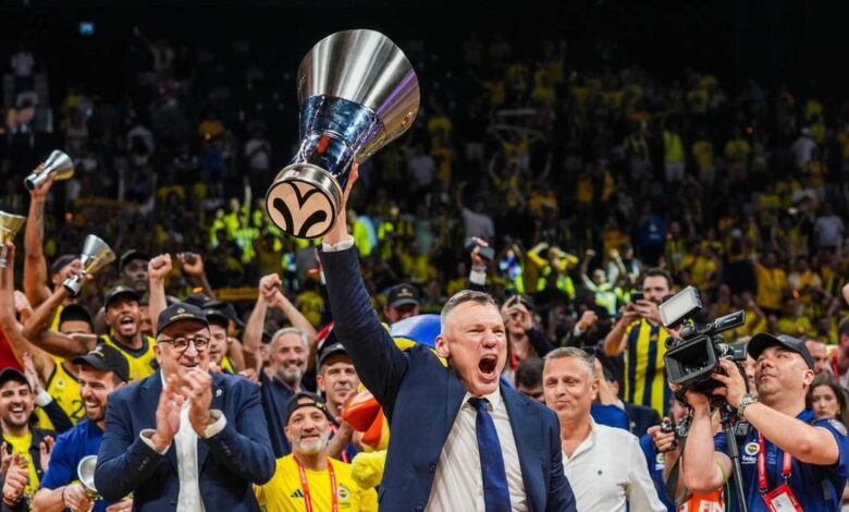 EuroLeague teşekkürü 11 EuroLeague teşekkürü- Futbol