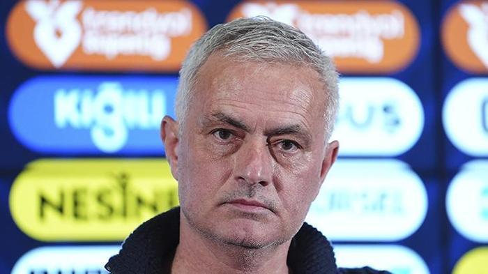 Fenerbahçe 2 yıldız için görüşmelere başladı! Jose Mourinho transfer için bizzat devrede 19 Fenerbahçe 2 yıldız için görüşmelere başladı! Jose Mourinho transfer için bizzat devrede- Futbol