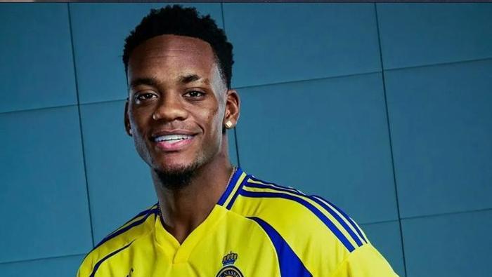 Fenerbahçe 2 yıldız için görüşmelere başladı! Jose Mourinho transfer için bizzat devrede 23 Fenerbahçe 2 yıldız için görüşmelere başladı! Jose Mourinho transfer için bizzat devrede- Futbol