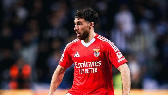 Fenerbahçe Orkun Kökçü için devreye girdi, Benfica tutuştu! Bruno Lage'den apar topar açıklama geldi 20 Fenerbahçe Orkun Kökçü için devreye girdi, Benfica tutuştu! Bruno Lage'den apar topar açıklama geldi- Futbol