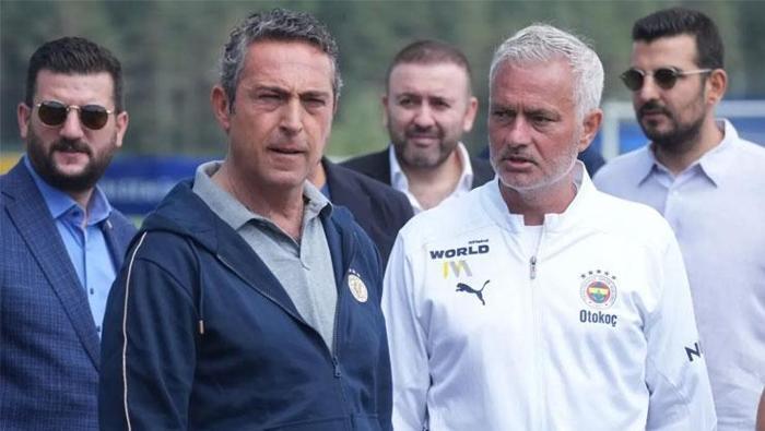 Fenerbahçe transferde bombayı patlatıyor! 4 yıllık sözleşme teklifi 17 Fenerbahçe transferde bombayı patlatıyor! 4 yıllık sözleşme teklifi- Futbol