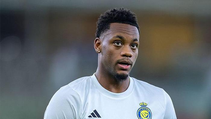 Fenerbahçe transferde gaza bastı! İlk teklif iletildi 19 Fenerbahçe transferde gaza bastı! İlk teklif iletildi- Futbol