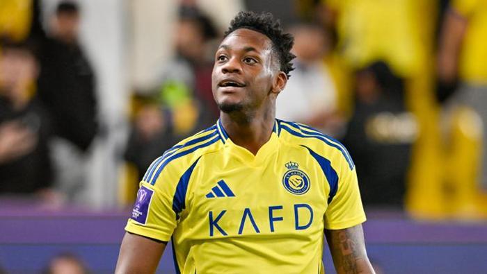 Fenerbahçe transferde şaha kalktı: Bonserviste dev rakam! En iyisi için görüşmeler sürüyor 20 Fenerbahçe transferde şaha kalktı: Bonserviste dev rakam! En iyisi için görüşmeler sürüyor- Futbol