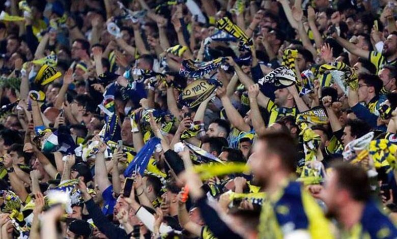 Fenerbahçe yeni sezon kombine fiyatlarını açıkladı! Yer değiştirme fırsatı... 12 Fenerbahçe yeni sezon kombine fiyatlarını açıkladı! Yer değiştirme fırsatı...- Futbol