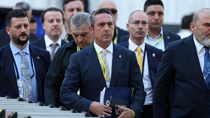 Fenerbahçe yıldız transfer için geri sayıma geçti: Resmi açıklama bekleniyor... 19 Fenerbahçe yıldız transfer için geri sayıma geçti: Resmi açıklama bekleniyor...- Futbol
