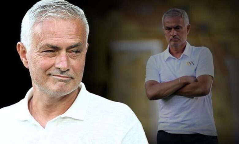 Fenerbahçe'de flaş Mourinho gelişmesi! İtalyan deviyle yeniden buluşması an meselesi 12 Fenerbahçe'de flaş Mourinho gelişmesi! İtalyan deviyle yeniden buluşması an meselesi- Futbol