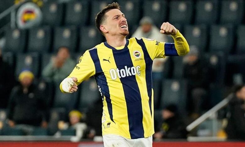 Fenerbahçe'de Mert Hakan Yandaş kararını verdi 11 Fenerbahçe'de Mert Hakan Yandaş kararını verdi- Fenerbahçe