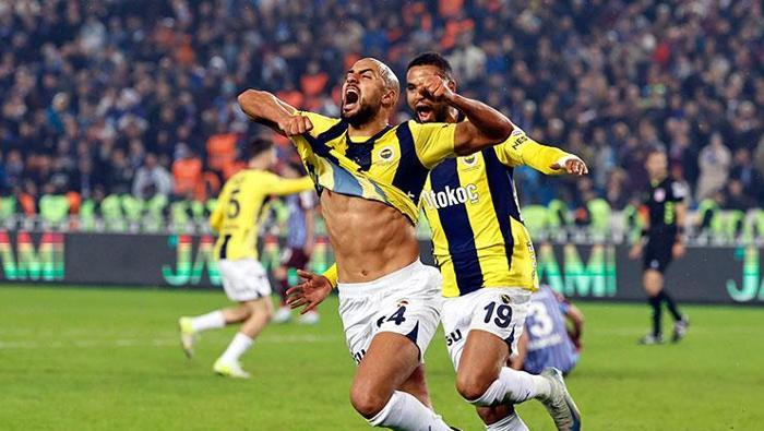 Fenerbahçe'de yaprak dökümü! 2 yıldız vedaya hazırlanıyor 20 Fenerbahçe'de yaprak dökümü! 2 yıldız vedaya hazırlanıyor- Futbol