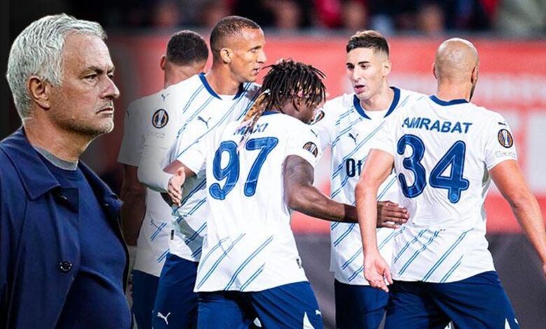 Fenerbahçe'de yaprak dökümü! 2 yıldız vedaya hazırlanıyor 16 Fenerbahçe'de yaprak dökümü! 2 yıldız vedaya hazırlanıyor- Futbol