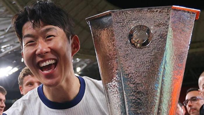 Fenerbahçe'den Galatasaray'a transfer misillemesi: Sane'yi kaptırdı, 4 yıldız için operasyon başladı! 23 Fenerbahçe'den Galatasaray'a transfer misillemesi: Sane'yi kaptırdı, 4 yıldız için operasyon başladı!- Futbol