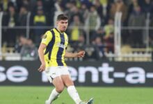 Fenerbahçe'den stoper transferi için sürpriz hamle! Yusuf Akçiçek'in yerine...- Futbol