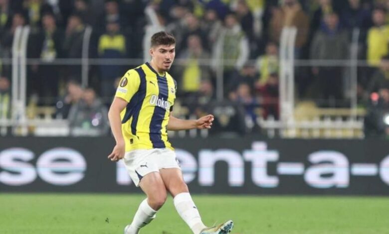Fenerbahçe'den stoper transferi için sürpriz hamle! Yusuf Akçiçek'in yerine...- Fenerbahçe