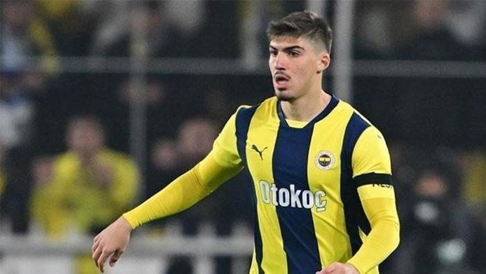Fenerbahçeli Yusuf Akçiçek'ten plajda antrenman 17 Fenerbahçeli Yusuf Akçiçek'ten plajda antrenman- Diğer Haberler