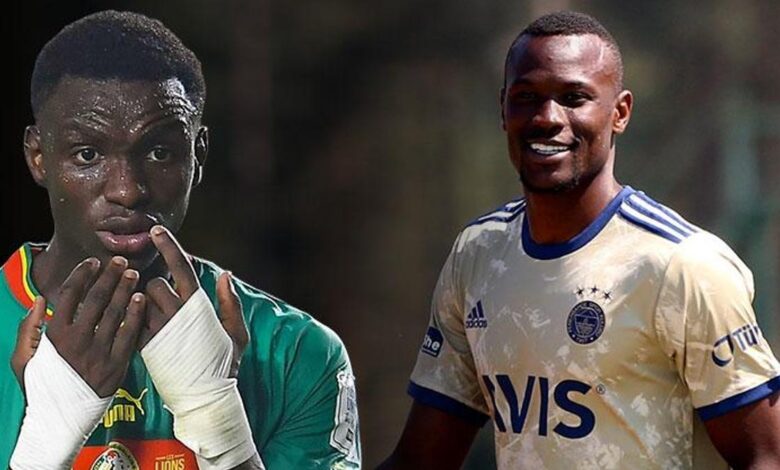 Fenerbahçe'nin eski oyuncusu Mame Thiam'dan transfer açıklaması: 'Kısa zamanda imzalayacaklar' 13 Fenerbahçe'nin eski oyuncusu Mame Thiam'dan transfer açıklaması: 'Kısa zamanda imzalayacaklar'- Futbol