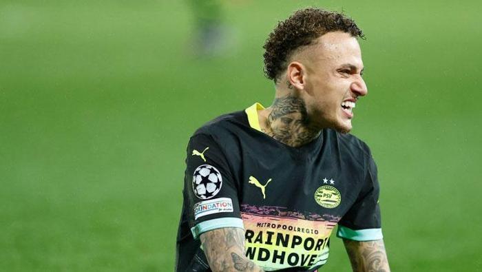 Fenerbahçe'ye bedava 1.90'lık golcü! İşte teklif edilecek sözleşme... 19 Fenerbahçe'ye bedava 1.90'lık golcü! İşte teklif edilecek sözleşme...- Futbol