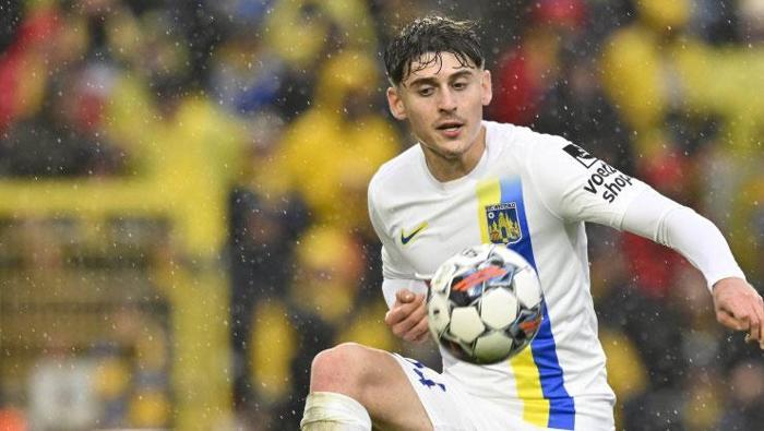 Fenerbahçe'ye bedava 1.90'lık golcü! İşte teklif edilecek sözleşme... 20 Fenerbahçe'ye bedava 1.90'lık golcü! İşte teklif edilecek sözleşme...- Futbol