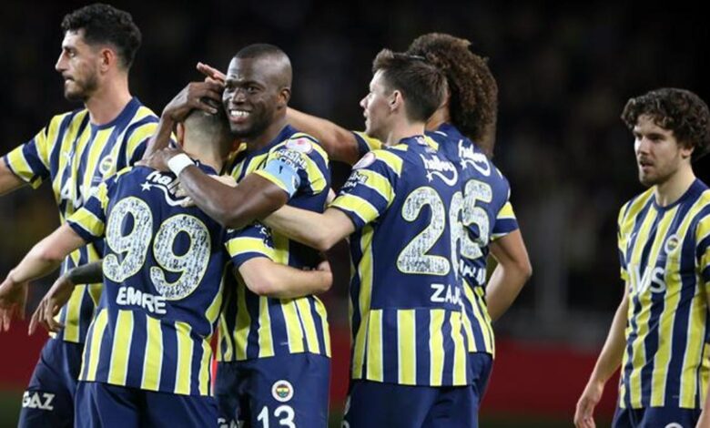 Fenerbahçe'ye geri döndü: Resmen açıklandı 12 Fenerbahçe'ye geri döndü: Resmen açıklandı- Fenerbahçe