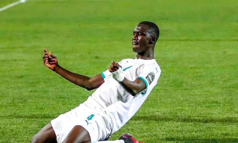 Fenerbahçe'ye Senegalli orta saha: Mamadou Lamine Camara! Transferde rakip Atletico Madrid 15 Fenerbahçe'ye Senegalli orta saha: Mamadou Lamine Camara! Transferde rakip Atletico Madrid- Fenerbahçe