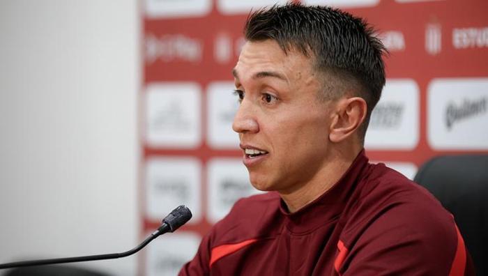 Fernando Muslera Galatasaray'dan ayrılışını anlattı! Kendisini arayan ismi açıkladı: Her şey çok hızlı gelişti 20 Fernando Muslera Galatasaray'dan ayrılışını anlattı! Kendisini arayan ismi açıkladı: Her şey çok hızlı gelişti- Futbol