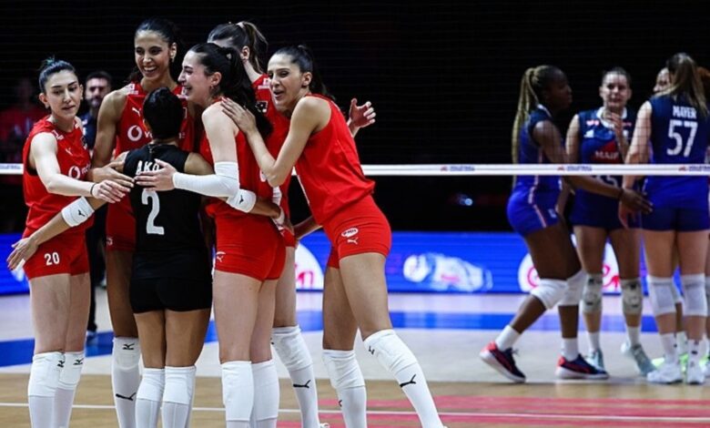 Filenin Sultanları zaferle başladı 11 Filenin Sultanları zaferle başladı- Ligler