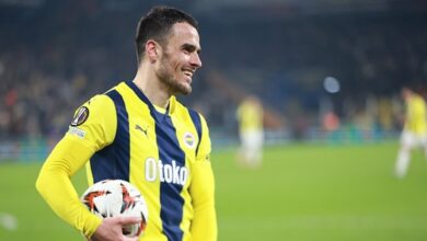 Filip Kostic belirsiz- Futbol