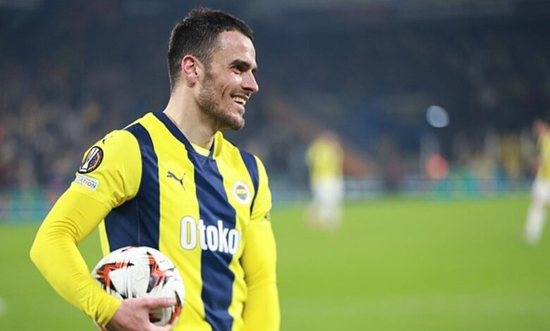 Filip Kostic belirsiz 11 Filip Kostic belirsiz- Futbol