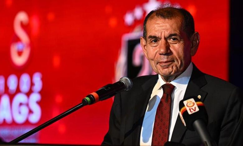 Galatasaray Başkanı Dursun Özbek, 2026’yı işaret etti! 11 Galatasaray Başkanı Dursun Özbek, 2026’yı işaret etti!- Futbol