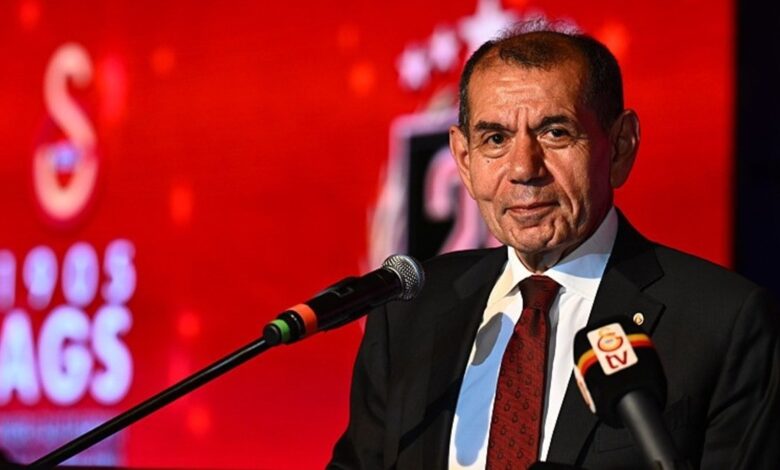 Galatasaray Başkanı Dursun Özbek: İnşallah 2026 yılında 26. şampiyonluğumuz gelecek 11 Galatasaray Başkanı Dursun Özbek: İnşallah 2026 yılında 26. şampiyonluğumuz gelecek- Beşiktaş