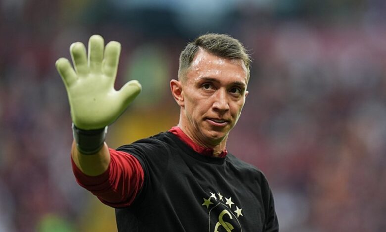 GALATASARAY TRANSFER HABERİ - Fernando Muslera yeni takımını açıkladı! 15 GALATASARAY TRANSFER HABERİ - Fernando Muslera yeni takımını açıkladı!- Futbol