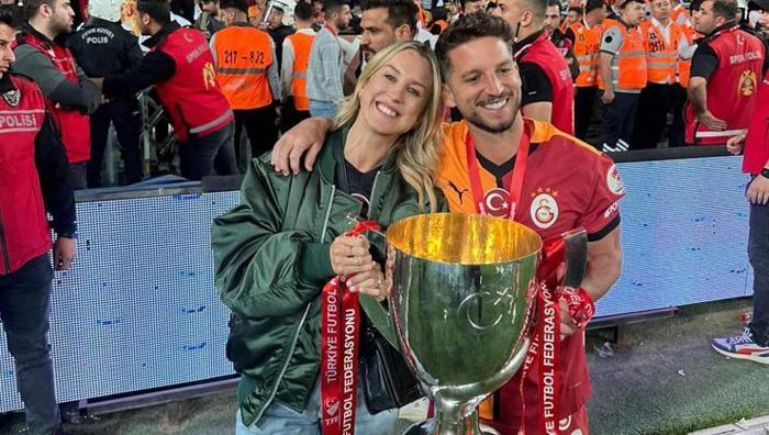 'Galatasaray transferde çıtayı çok yükseltti' Avrupa bile hayret etti: Devlerin arasına girmeye çalışıyor 27 'Galatasaray transferde çıtayı çok yükseltti' Avrupa bile hayret etti: Devlerin arasına girmeye çalışıyor- Futbol