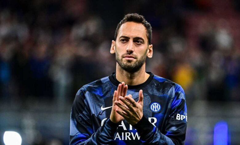 Galatasaray'a transferde kelebek etkisi! Hakan Çalhanoğlu gelirse... 17 Galatasaray'a transferde kelebek etkisi! Hakan Çalhanoğlu gelirse...- Futbol