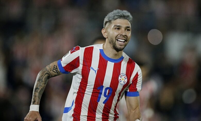 Galatasaray'dan Julio Enciso sürprizi! Transferde rakip İtalyan devi 16 Galatasaray'dan Julio Enciso sürprizi! Transferde rakip İtalyan devi- Futbol