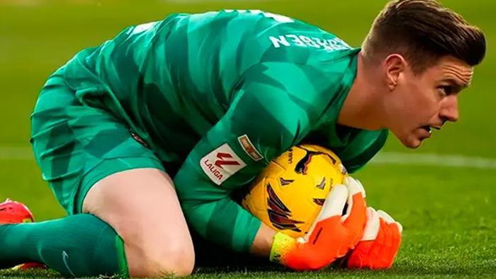 Galatasaray'ın yeni kalecisi belli oldu: Transfer çok yakın... 22 Galatasaray'ın yeni kalecisi belli oldu: Transfer çok yakın...- Futbol
