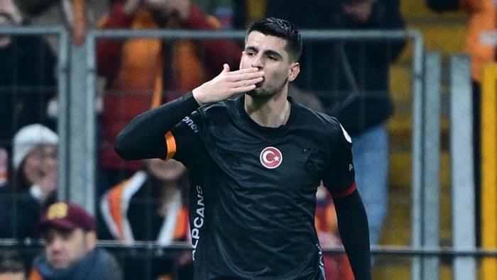 Galatasaray'ın yıldızından ayrılık talebi!- Futbol