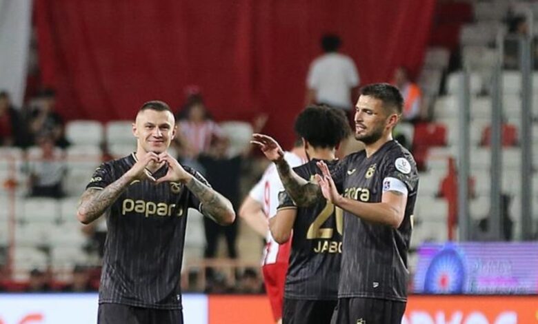 Hücum lideri Zubkov 11 Hücum lideri Zubkov- Futbol