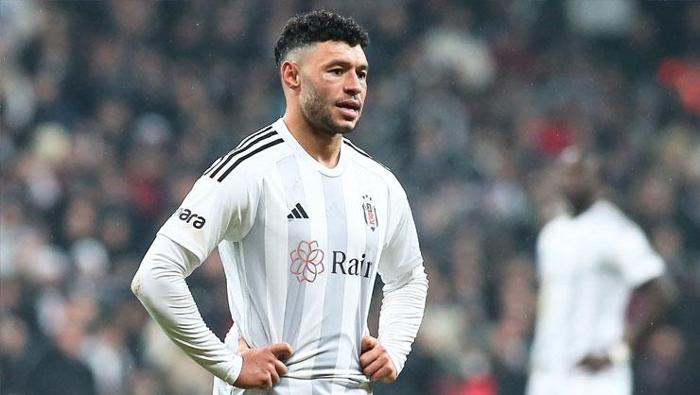 İstanbul devi bombayı patlatıyor! Fenerbahçe'nin yıldızı ezeli rakibe gidiyor- Futbol