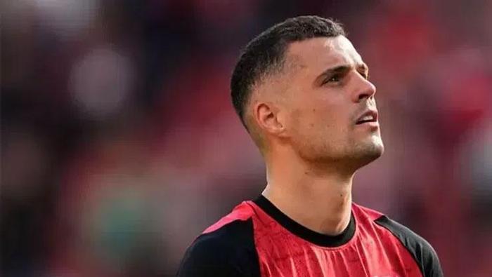 İstanbul devi bombayı patlatıyor! Fenerbahçe'nin yıldızı ezeli rakibe gidiyor- Futbol