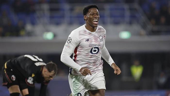 İstanbul devinden Jonathan David'e tarihi teklif! 20 İstanbul devinden Jonathan David'e tarihi teklif!- Futbol