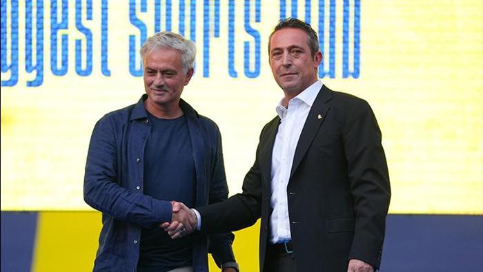 Jose Mourinho'nun yeni yardımcısı belli oldu! Fenerbahçe imzayı attırıyor 18 Jose Mourinho'nun yeni yardımcısı belli oldu! Fenerbahçe imzayı attırıyor- Futbol