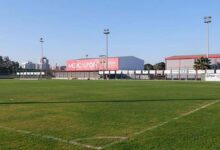 Karşıyaka'da tesisler bakımsız kaldı- Futbol