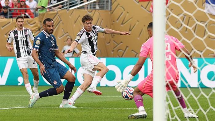 Kenan 'Yıldız' gibi parladı! "Juventus'un Tudor'la yeniden doğan sembolü Faslıları tek başına alt etti" 29 Kenan 'Yıldız' gibi parladı! "Juventus'un Tudor'la yeniden doğan sembolü Faslıları tek başına alt etti"- Futbol