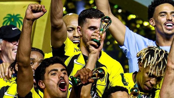 Kerem Aktürkoğlu, Fenerbahçe'ye rakip oluyor! Resmen açıklandı... 25 Kerem Aktürkoğlu, Fenerbahçe'ye rakip oluyor! Resmen açıklandı...- Futbol