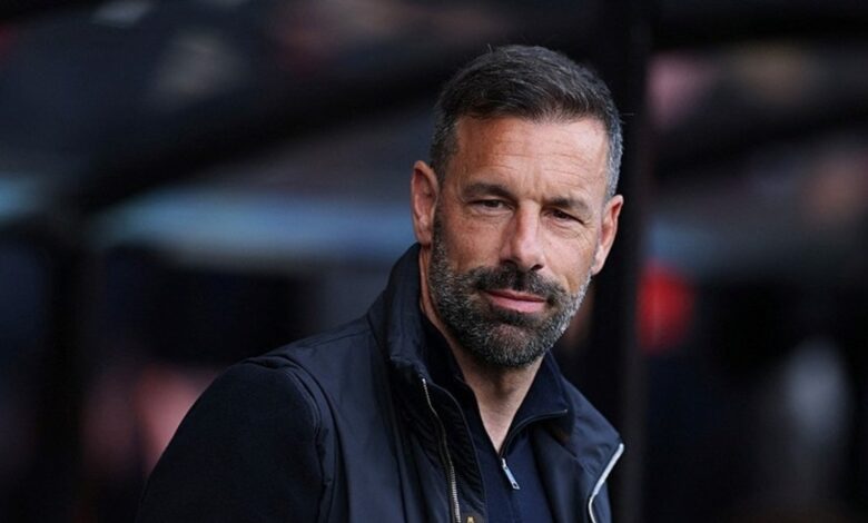 Leicester City'de Ruud van Nistelrooy dönemi sona erdi 11 Leicester City'de Ruud van Nistelrooy dönemi sona erdi- Futbol