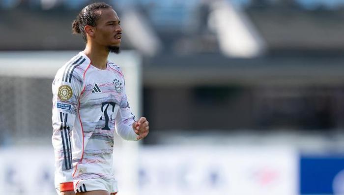 'Leroy Sane kariyerine NFL'de devam etsin' Ballack'tan Galatasaray'ın yıldızı için şok sözler: Keşke Türkiye'yi seçmeseydi 28 'Leroy Sane kariyerine NFL'de devam etsin' Ballack'tan Galatasaray'ın yıldızı için şok sözler: Keşke Türkiye'yi seçmeseydi- Futbol