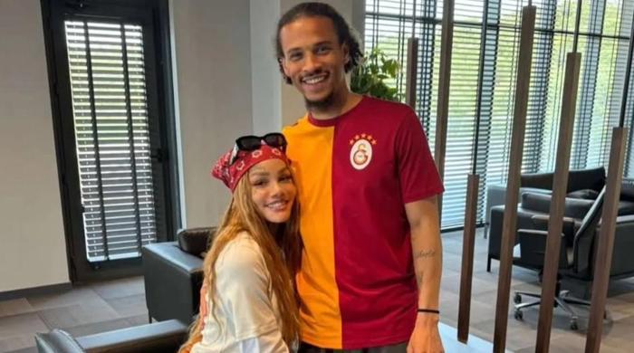 Leroy Sane, Türkiye'den ayrılmadan önce mesajını verdi: Galatasaray mutluluktur 27 Leroy Sane, Türkiye'den ayrılmadan önce mesajını verdi: Galatasaray mutluluktur- Futbol