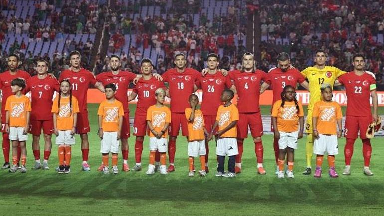 Merih Demiral: Türkiye'nin gurur duyduğu bir milli takım var | Aziz Sancar ziyaretini yorumladı- Futbol