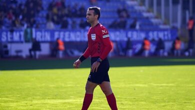 Milli maçta Türk hakemlere görev!- Futbol
