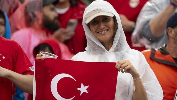 'Montella'ya dokunmayın, Fenerbahçe Spalletti'ye gitsin' Türkiye, ABD'yi geriden gelerek devirdi: Paris esintisi yaşattı- Futbol